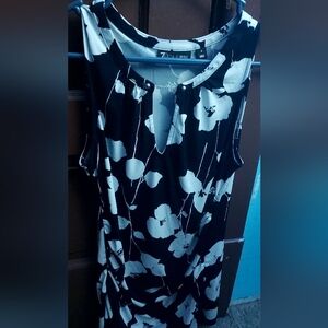 New York and Company Dress Shirt